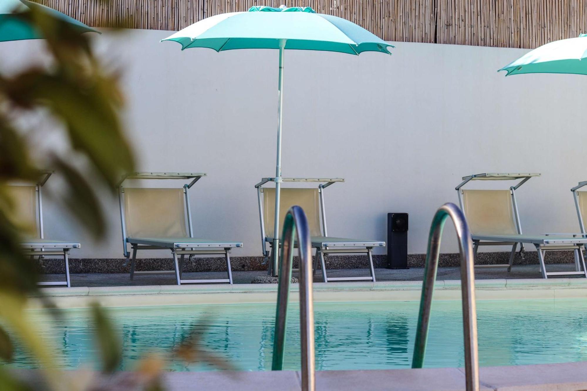 Best Western Hotel Blumarea Castelsardo Exterior foto