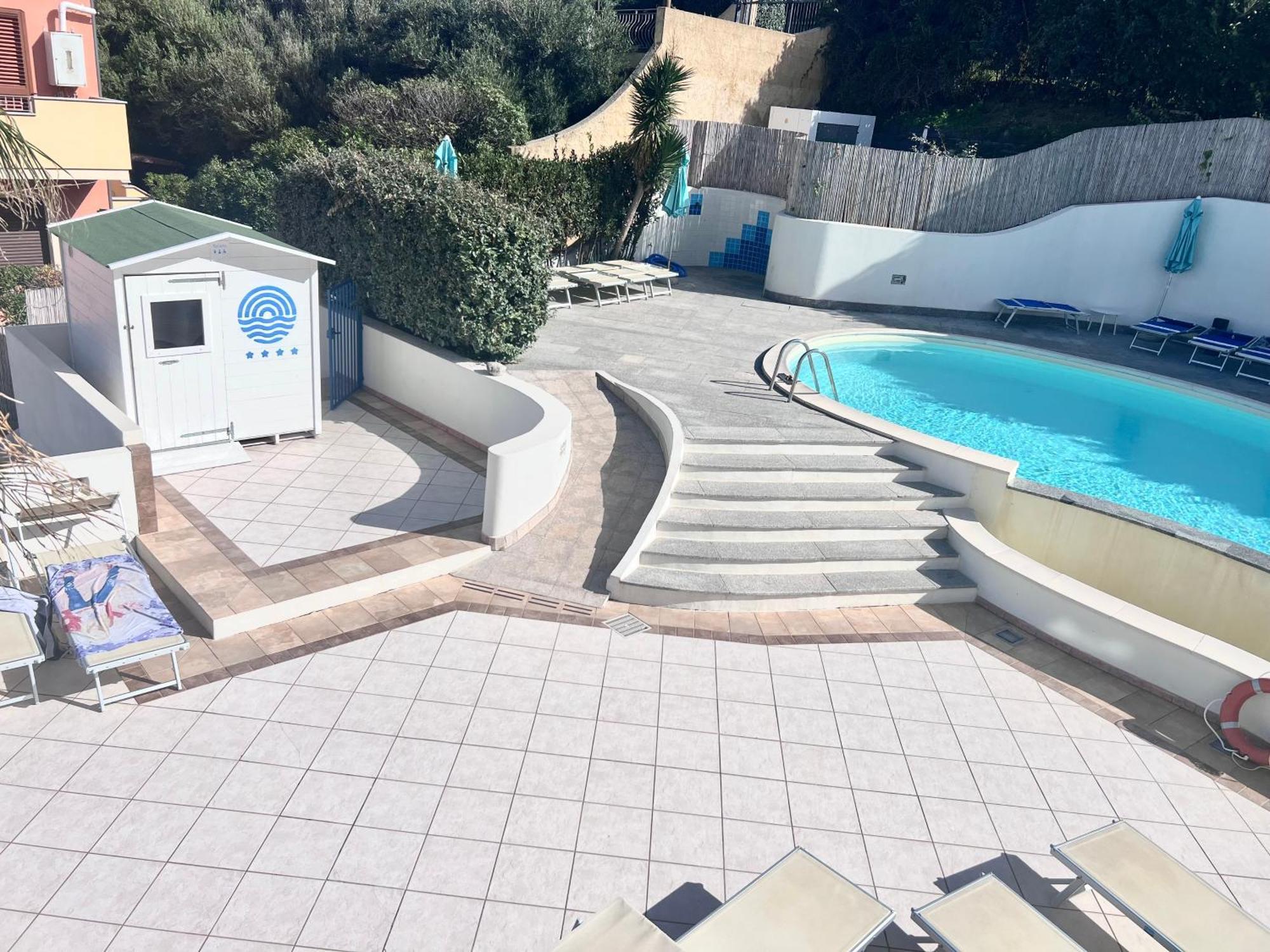 Best Western Hotel Blumarea Castelsardo Exterior foto