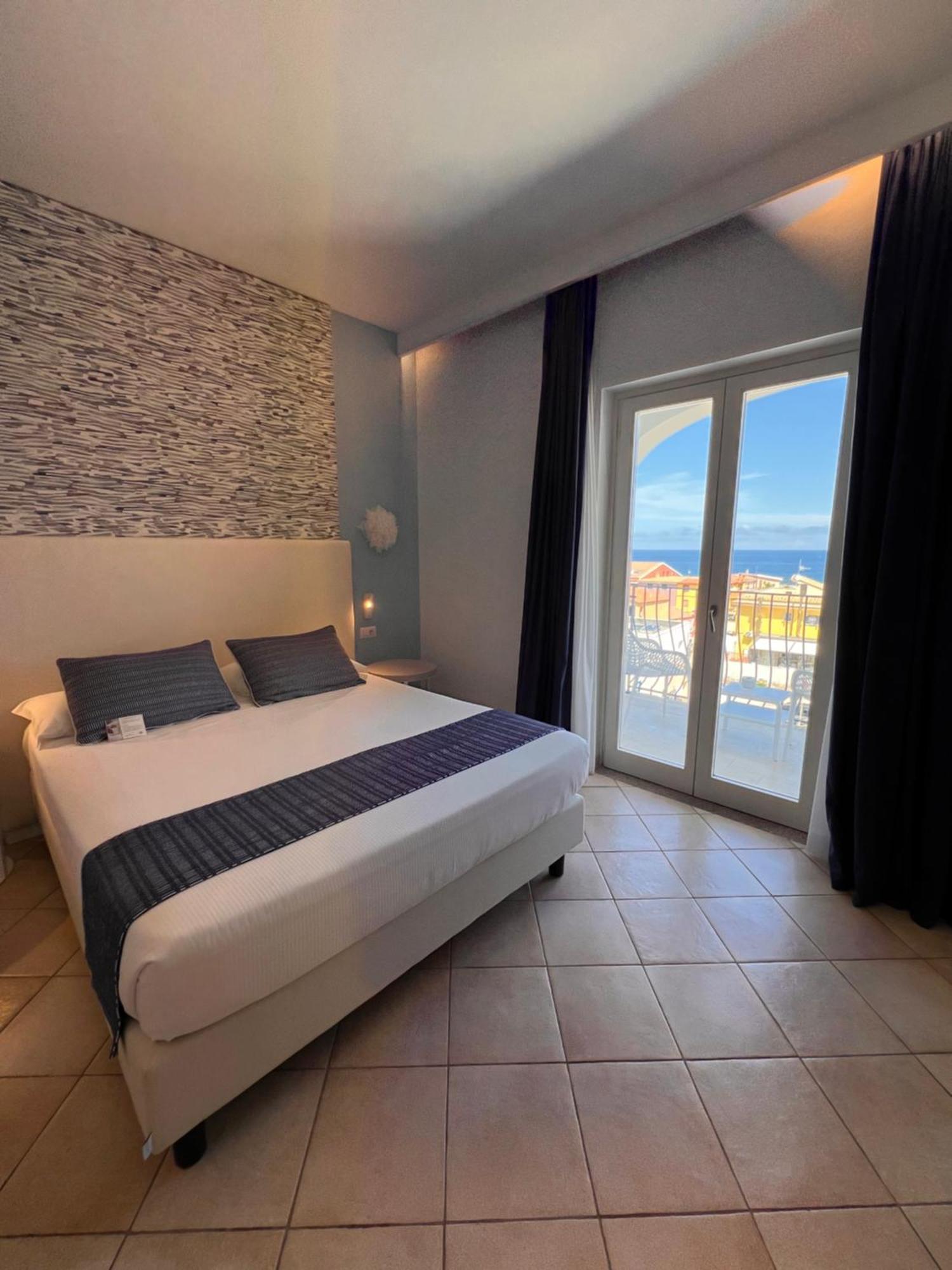 Best Western Hotel Blumarea Castelsardo Exterior foto