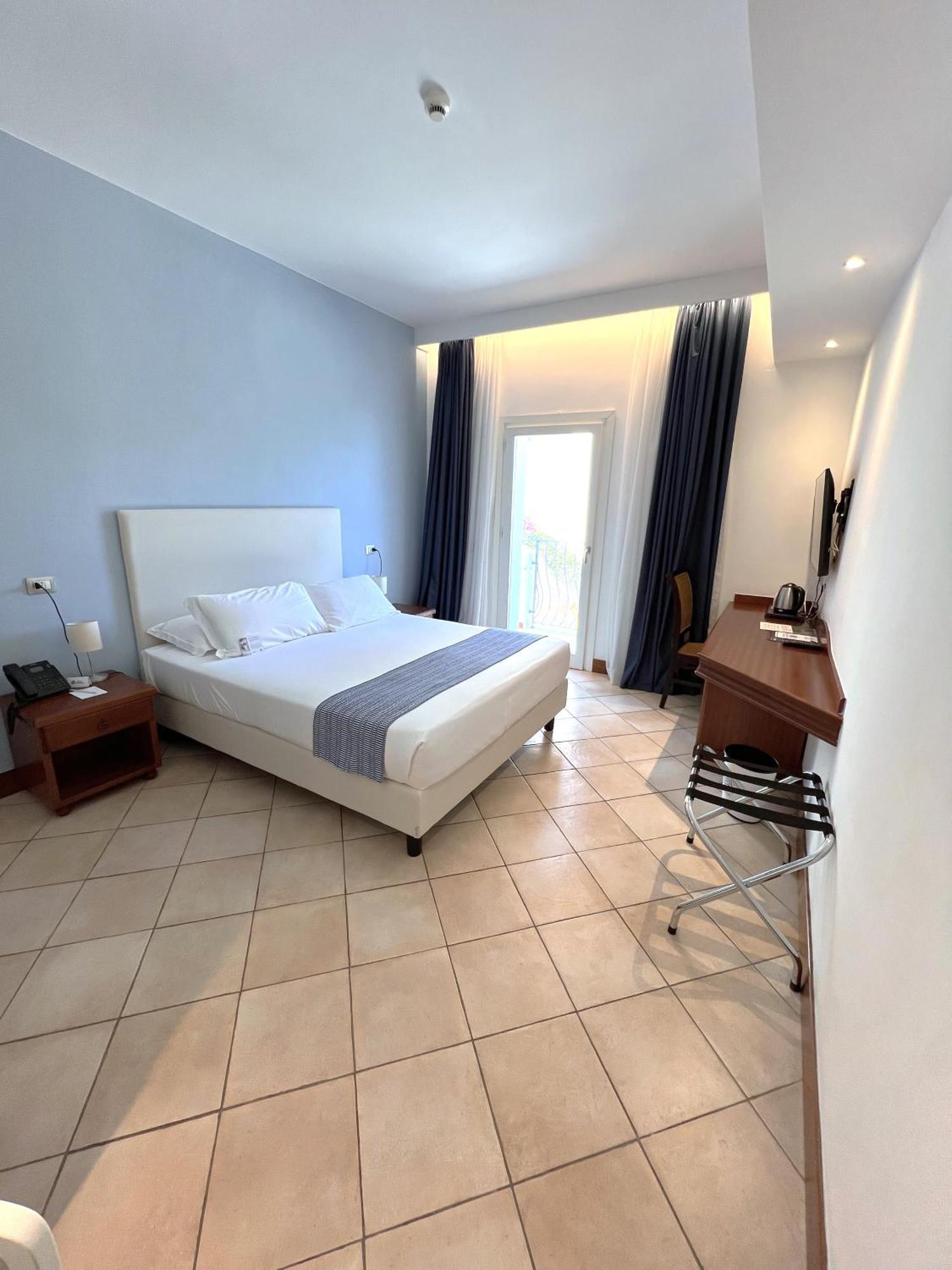 Best Western Hotel Blumarea Castelsardo Exterior foto