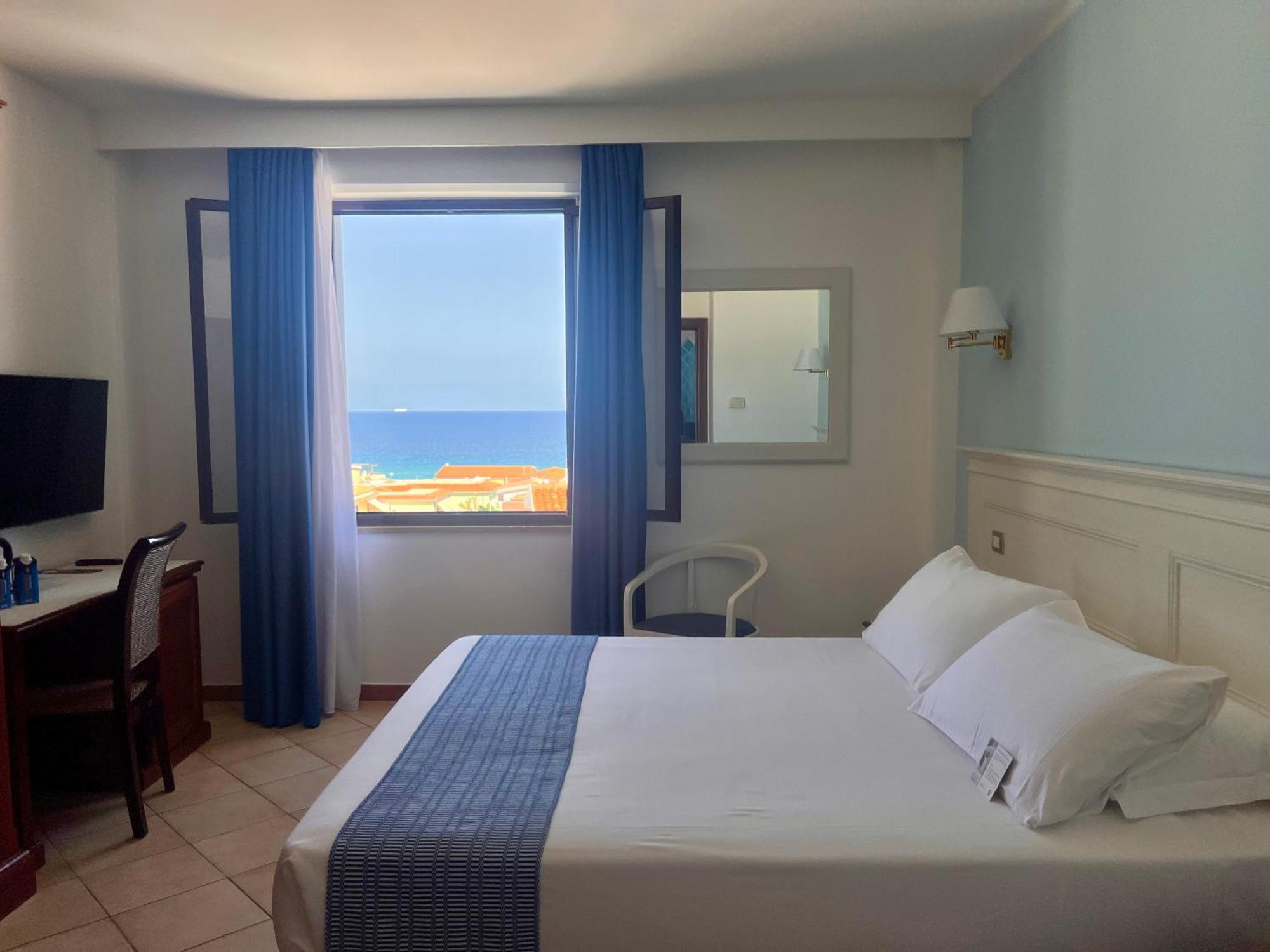 Best Western Hotel Blumarea Castelsardo Exterior foto